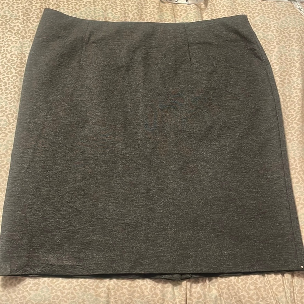 J. Jill Ponte Pencil Skirt Charcoal Gray Minimalist Versatile Career Wear L